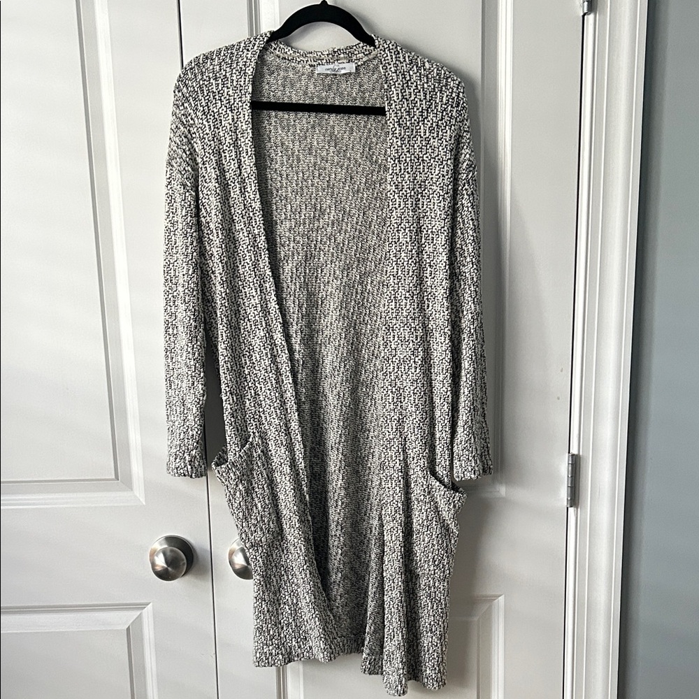 Carly Jean Black and White marbled Knit Duster Cardigan with pockets